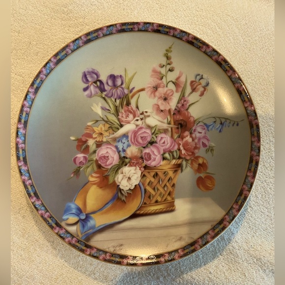 FORMALITIES BY BAUM BROS COLLECTOR PLATE COLECCION PAULA “EL SILENCIO” - Picture 1 of 5